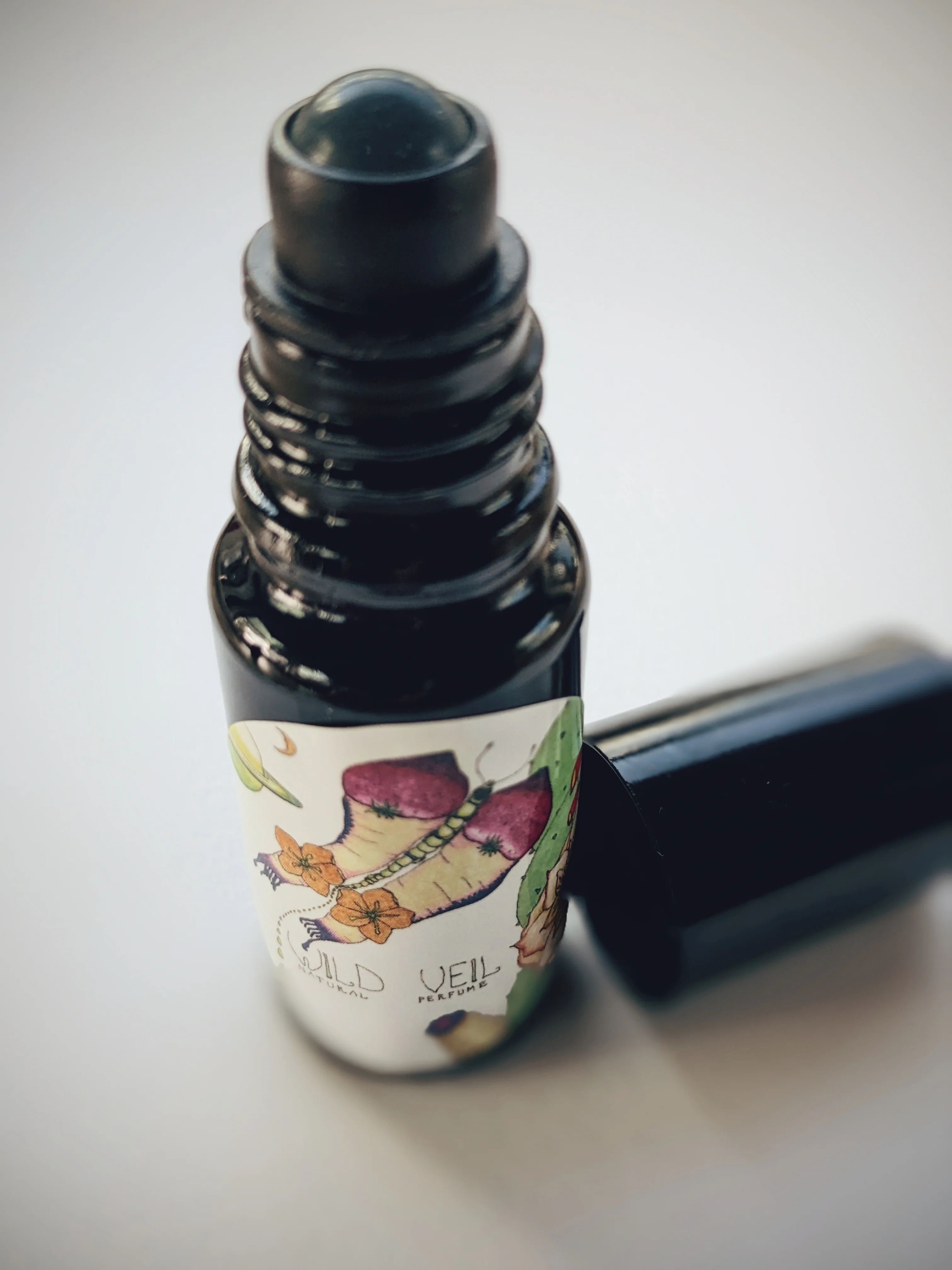 Blonde. natural perfume. suave lime-tabac. jasmine, frankincense, ambrette, sweet myrrh. August 2023 - Image 10