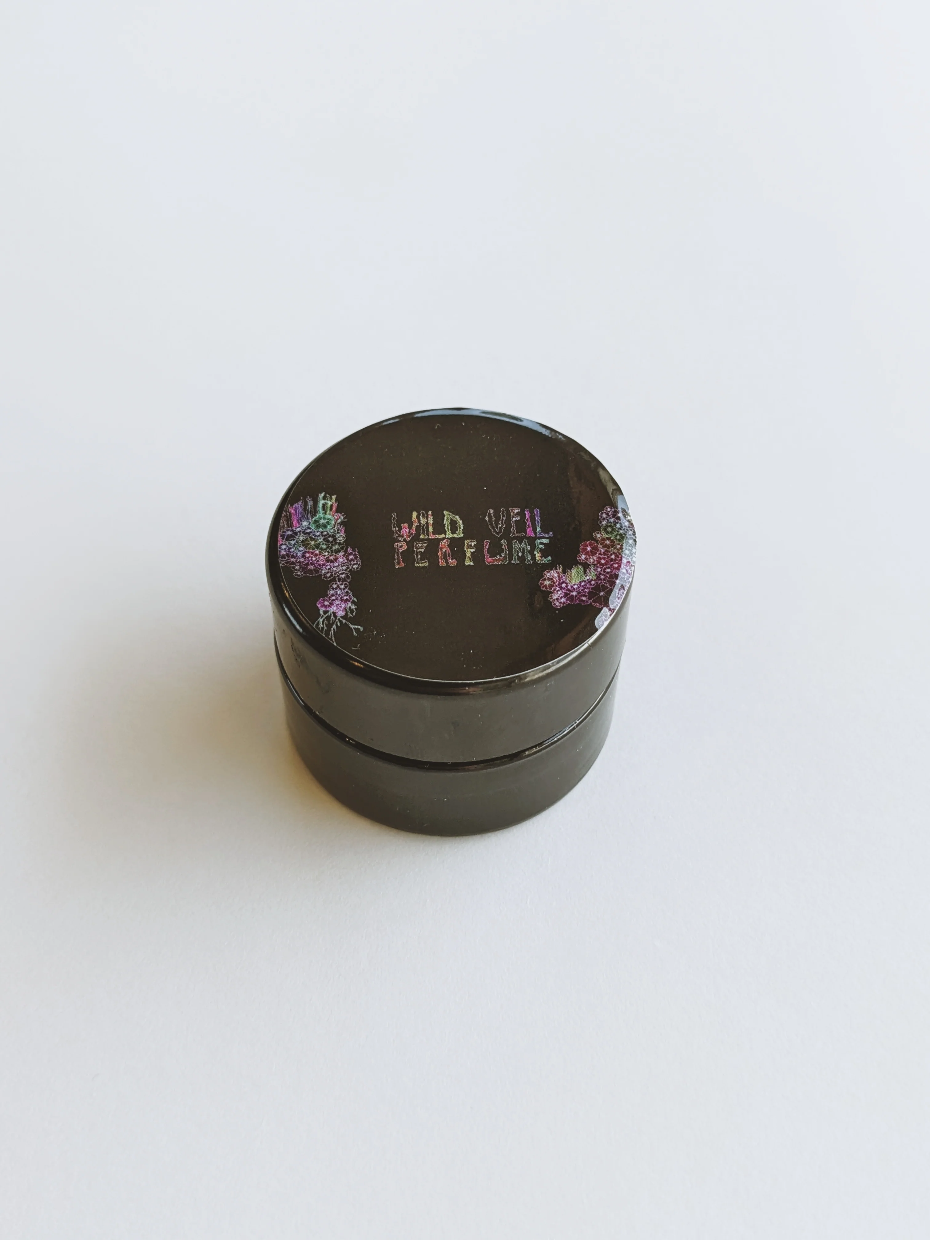 Lilac Wine. enfleurage perfume. effervescent and longlasting lilac fougère. June 2025 - Image 6