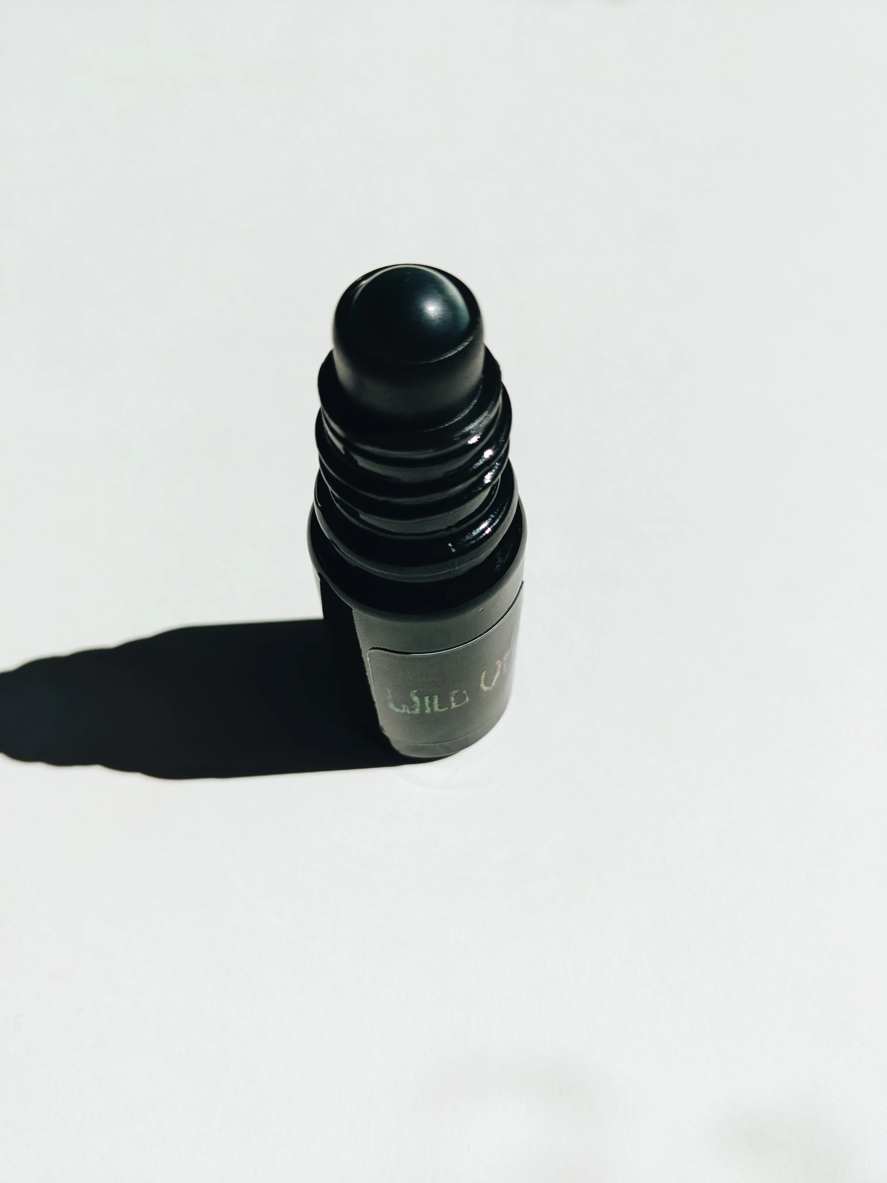 Revenant. natural perfume. smoky leather and florals. July 2022 - Image 10