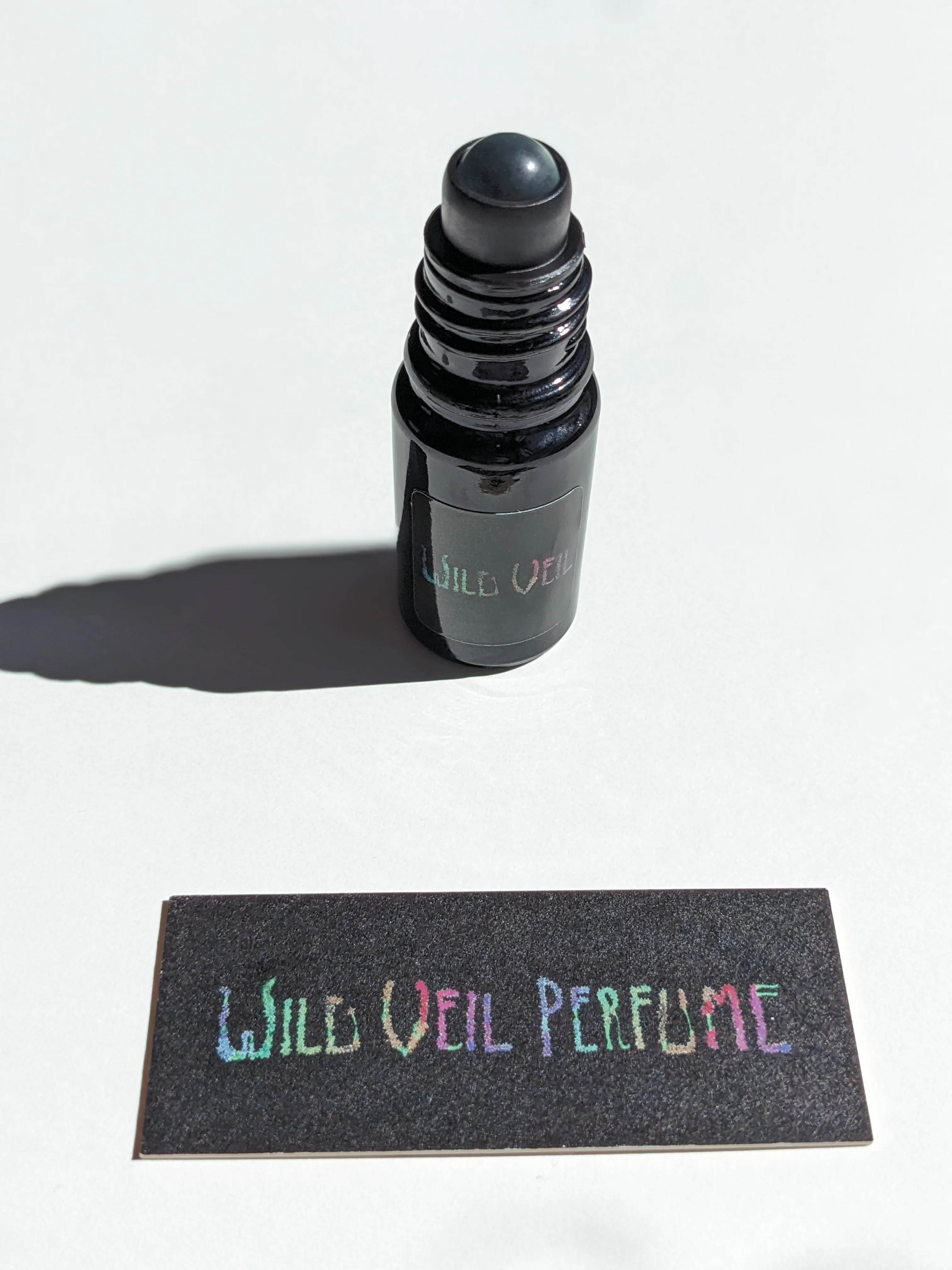 Taurus ♉︎ natural perfume. poppy red citrus, florals, dark resin, pipe smoke. May 2023 - Image 13